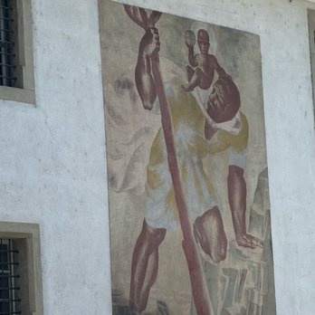 Peterskapelle - Art facing plaza - Churches Near Me - Luzern, LU Peterskapelle - Art facing plaza - Churches Near Me - Luzern, LU