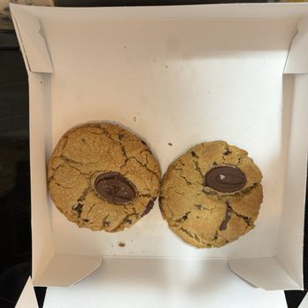 Blueprint Cookies - Chocolate chip cookies - Desserts Near Me - Plantation, Florida