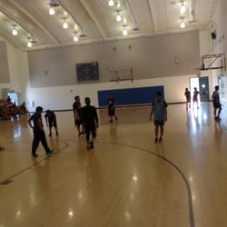 Mountain View Community Center - The LARGE well lit Gymnasium at the Mountain View Community Center.
