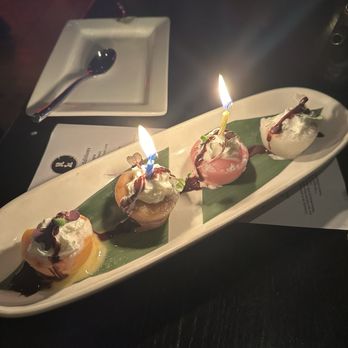 Red Lantern Restaurant & Lounge - Mochi - Sushi Bars Near Me - Mashantucket, Connecticut