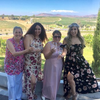 Temecula Wine Tours - Bel Vino Winery! Awesome views! - Wine Tours Near Me - Winchester, California Temecula Wine Tours - Bel Vino Winery! Awesome views! - Wine Tours Near Me - Winchester, California