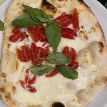 Forma e Gusto - Bufalina pizza wow - Italian Near Me - Bellagio, Colorado Forma e Gusto - Bufalina pizza wow - Italian Near Me - Bellagio, Colorado