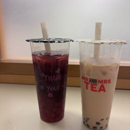 Grape with Aloe Vera (left) and Black Milk Tea (right) Grape with Aloe Vera (left) and Black Milk Tea (right)