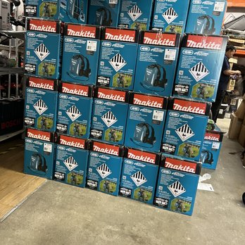 Lawn Mower Corner - they recommend the Makita and Kress - Landscaping Near Me - Pasadena, California Lawn Mower Corner - they recommend the Makita and Kress - Landscaping Near Me - Pasadena, California