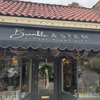 Bramble & Stem - Welcome in! - Florists Near Me - Kansas City, Missouri Bramble & Stem - Welcome in! - Florists Near Me - Kansas City, Missouri