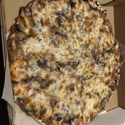 BBQ Chicken and Mushrooms Pizza