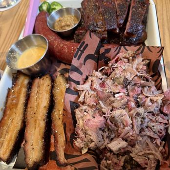 Animales Barbeque Co. - Platter to share - Barbeque Near Me - Minneapolis, Minnesota