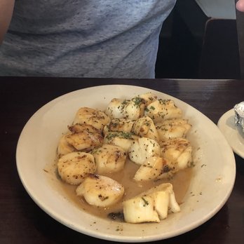 Beck's Restaurant - Broiled scallops - Seafood Near Me - Calabash, North Carolina
