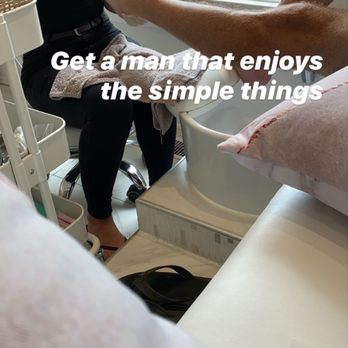 Gloss Nails & Beauty Bar - Nail Salons Near Me - Atlanta, Georgia