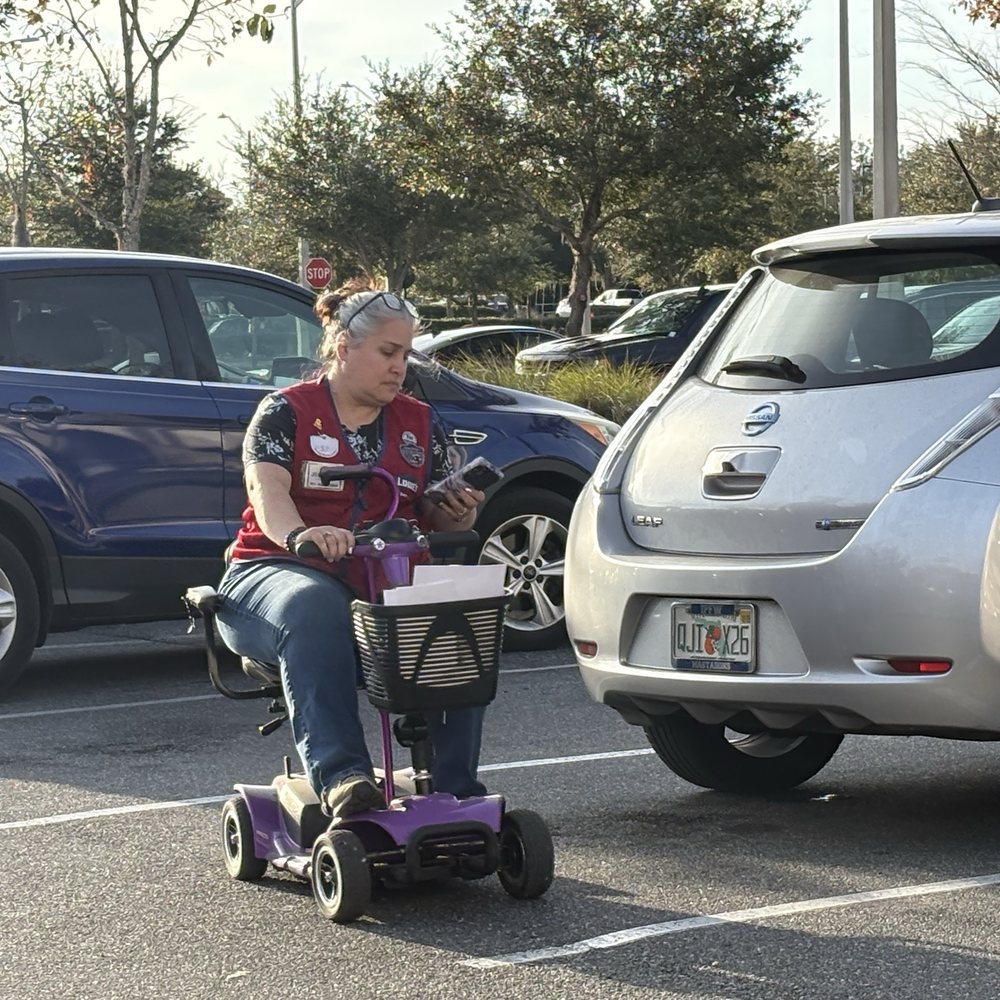 Jennifer, the cart ninja, and a rude employee who was harassing me in the parking lot. This is who ya'll are paying for, Lowe's!