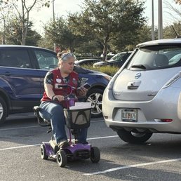 Jennifer, the cart ninja, and a rude employee who was harassing me in the parking lot. This is who ya'll are paying for, Lowe's! Jennifer, the cart ninja, and a rude employee who was harassing me in the parking lot. This is who ya'll are paying for, Lowe's!