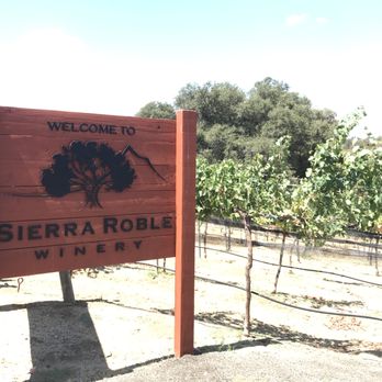 Sierra Roble Winery And Vineyard - Entry signage. - Wineries Near Me - Warner Springs, California Sierra Roble Winery And Vineyard - Entry signage. - Wineries Near Me - Warner Springs, California