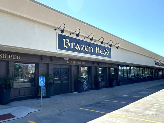 Brazen Head Irish Pub by null