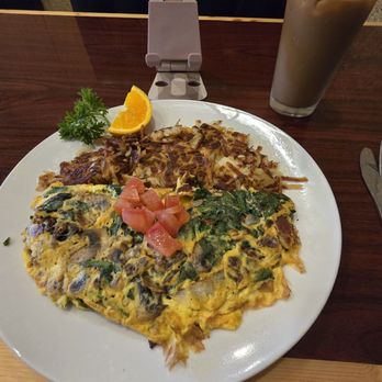 Skillets Diner - Spinach and mushroom omelet - Coffee & Tea Near Me - Bakersfield, California Skillets Diner - Spinach and mushroom omelet - Coffee & Tea Near Me - Bakersfield, California