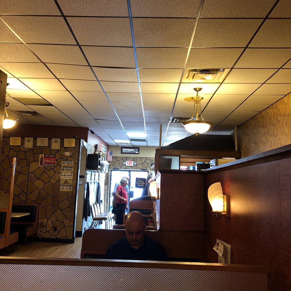 Maple Restaurant - New American Near Me - Ambridge, Pennsylvania Maple Restaurant - New American Near Me - Ambridge, Pennsylvania