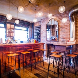 Bubbledogs - Interior of Bubbledogs