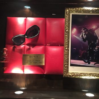 Hard Rock Cafe - American Near Me - Rome, RM Hard Rock Cafe - American Near Me - Rome, RM