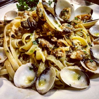 Papa Gino's - Clam pasta - Italian Near Me - Carlton, VIC Papa Gino's - Clam pasta - Italian Near Me - Carlton, VIC