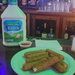 Pub - Mozarella Sticks