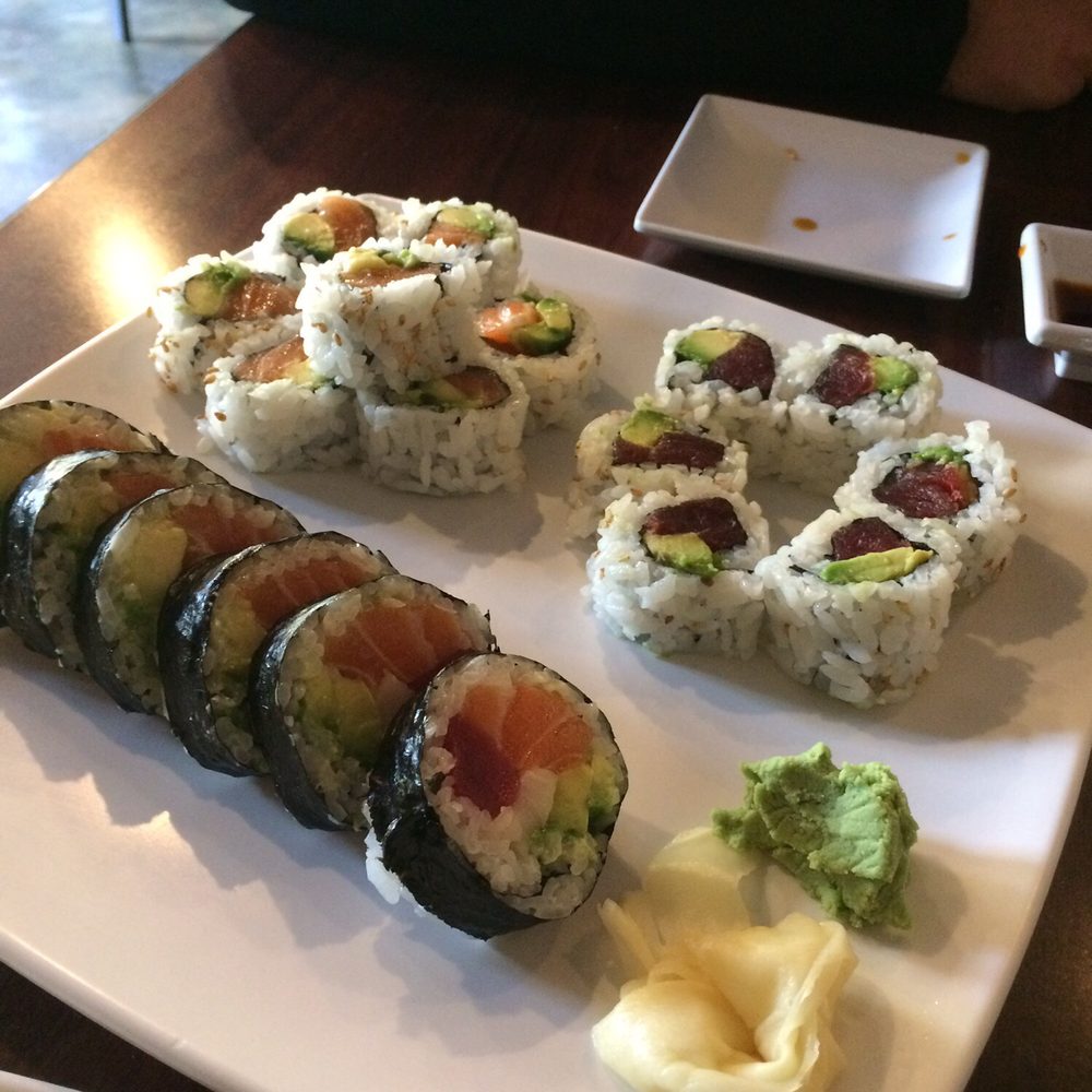 Kai Sushi - South Loop - Chicago fire on the bottom, salmon avocado maki left and tuna avocado maki on the right - Sushi Bars Near Me - Chicago, Illinois Kai Sushi - South Loop - Chicago fire on the bottom, salmon avocado maki left and tuna avocado maki on the right - Sushi Bars Near Me - Chicago, Illinois
