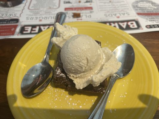 Barnaby's Cafe by null