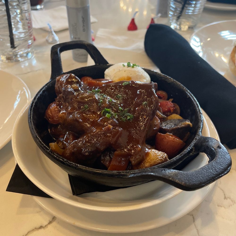 Bar Verona - Short ribs - Bars Near Me - Washington, Michigan Bar Verona - Short ribs - Bars Near Me - Washington, Michigan