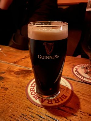 Sean's Bar by null