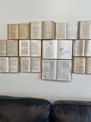 Daughters Coffee and Books by null