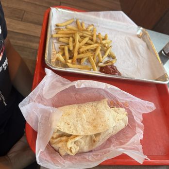 Taqueria Mexico - Kids meal, chicken burrito. - Mexican Near Me - Lake Delton, Wisconsin Taqueria Mexico - Kids meal, chicken burrito. - Mexican Near Me - Lake Delton, Wisconsin