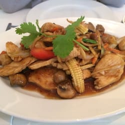 Thai Crystal - Stir fry chicken with ginger
