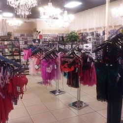 Sara's Secret - Great selection of lingerie