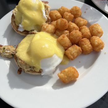 Brekkies - Crab cake benedict - Breakfast & Brunch Near Me - Solvang, California Brekkies - Crab cake benedict - Breakfast & Brunch Near Me - Solvang, California