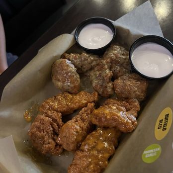 Buffalo Wild Wings - garlic parm and buffalo bleu - Chicken Wings Near Me - Union City, California Buffalo Wild Wings - garlic parm and buffalo bleu - Chicken Wings Near Me - Union City, California