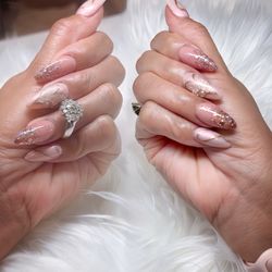 B&L Nails Spa - I Love the work from nail technician Named:EMMY Who did my nails so amazing today. Ithank you also to YAZMIN NORIEGA I enjoy it
