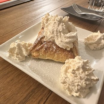 Bauhaus - Apple pie - Wine Bars Near Me - Modesto, California