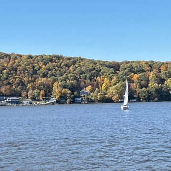 Hudson River Cruises - Boat Charters Near Me - Kingston, New York