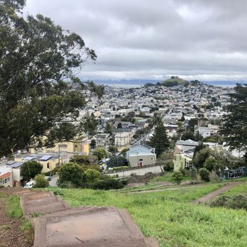 Billy Goat Hill - Top of the stairs - Parks Near Me - San Francisco, California