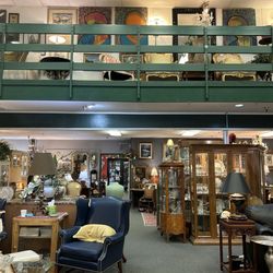 Chesterfields Antiques & Collectibles