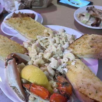 Buddy's Crabs & Ribs - Crab Mac and cheese. I like the claw. Nice touch. - Seafood Near Me - Annapolis, Maryland Buddy's Crabs & Ribs - Crab Mac and cheese. I like the claw. Nice touch. - Seafood Near Me - Annapolis, Maryland