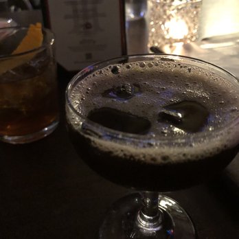 Hubbard Inn - Espresso martini - Bars Near Me - Chicago, Illinois