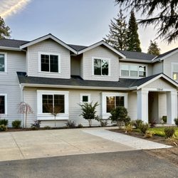 Bellevue Senior Care - House exterior