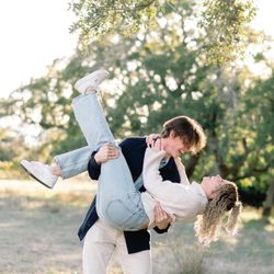 Harper Blankenship Photography - Engagement Photos at Canyon Lake