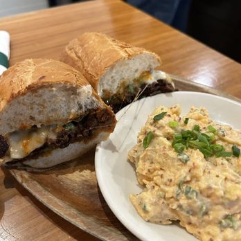 DOOBY’S - Updated April 2024 - 875 Photos & 706 Reviews - 802 N Charles ...