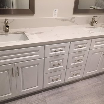 Master Bathroom New Quartz Countertops Cabinets Sinks