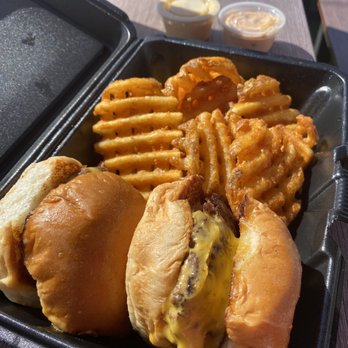 Smalls Sliders - Fast Food Near Me - Baton Rouge, Louisiana