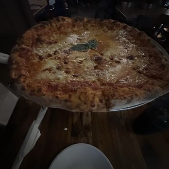 DeLuca's Pizza - Sidetown Pizza (loved by Dave Portnoy) - Pizza Near Me - Hot Springs, Arkansas