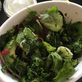 Ensuite - Kiwi kale salad very good. All bio and organic - Juice Bars & Smoothies Near Me - Paris, 75