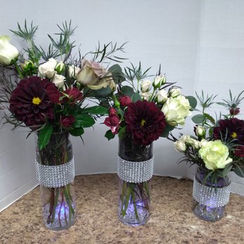 Rose Petals Florist - Center Pieces - Florists Near Me - Stateline, Nevada