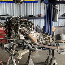 Danny's Auto Service - Engine Replacement Jeep