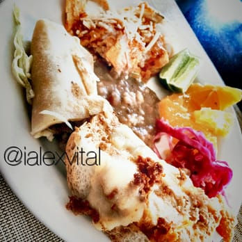Royal Decameron - Chilaquiles rojos, burrito, beans, fruit - Hotels Near Me - San José del Cabo, BCS Royal Decameron - Chilaquiles rojos, burrito, beans, fruit - Hotels Near Me - San José del Cabo, BCS